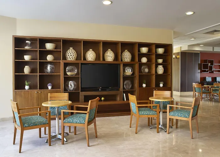 Fairfield By Marriott Cabos Hotel 3*