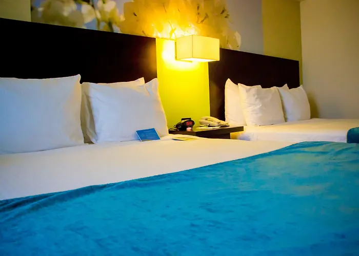 Fairfield By Marriott Cabos Hotel 3*