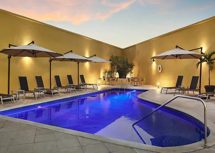 Hotel Fairfield By Marriott Cabos